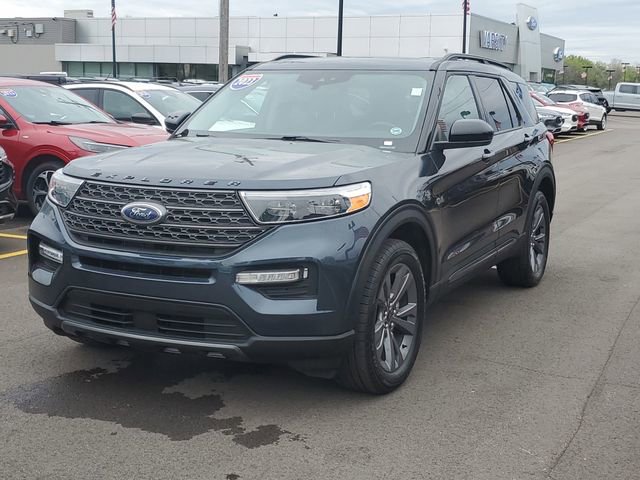 Certified 2023 Ford Explorer XLT w/ Equipment Group 202A AWD/4WD image 2