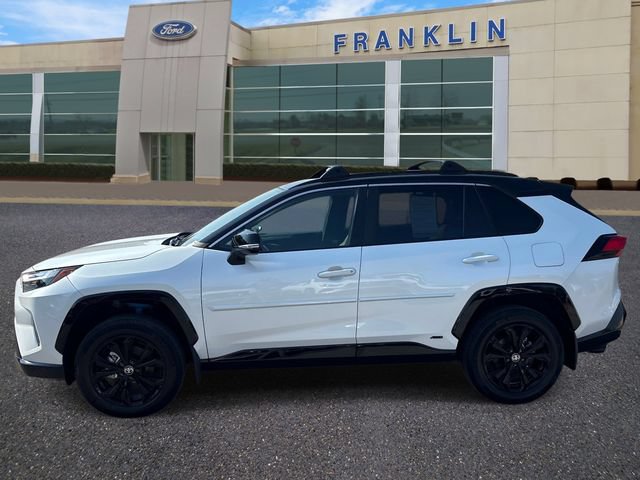 Used 2025 Toyota RAV4 XSE w/ Weather Package AWD/4WD image 4