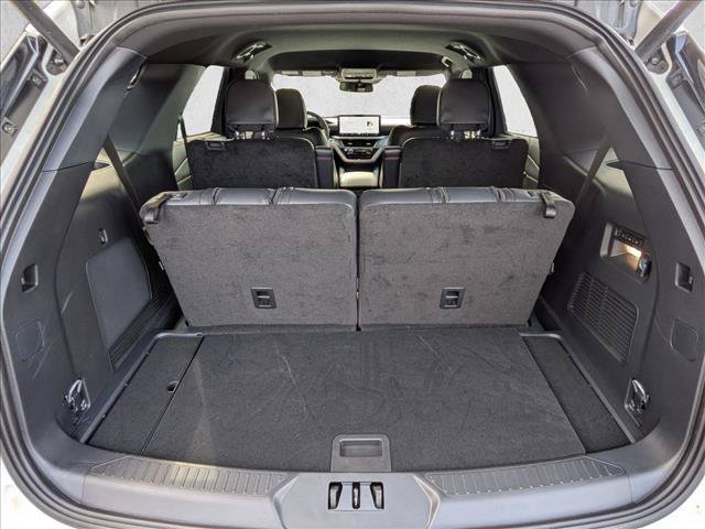 Certified 2025 Ford Explorer ST RWD image 6