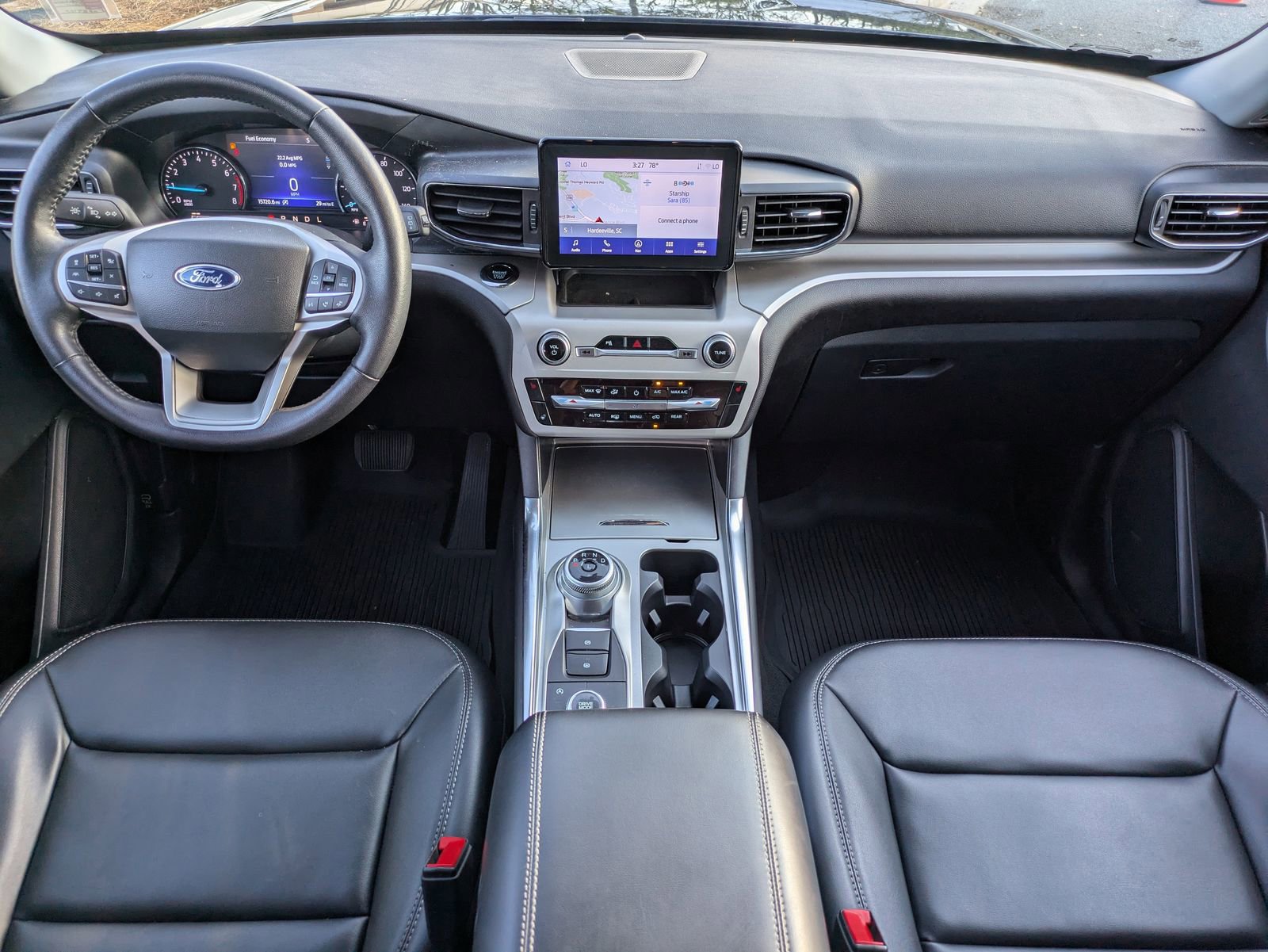 Certified 2023 Ford Explorer XLT w/ Equipment Group 202A image 16