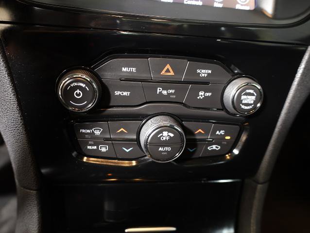 Used 2018 Chrysler 300 S w/ 300S Premium Group image 15