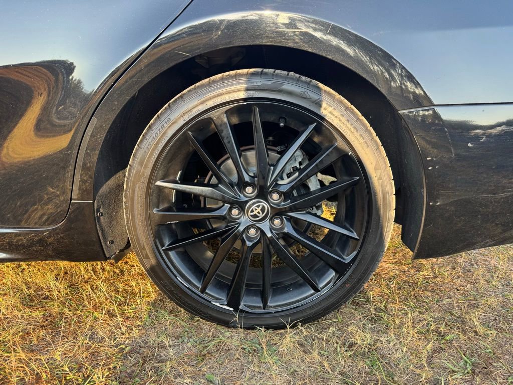 Used 2021 Toyota Camry XSE image 17