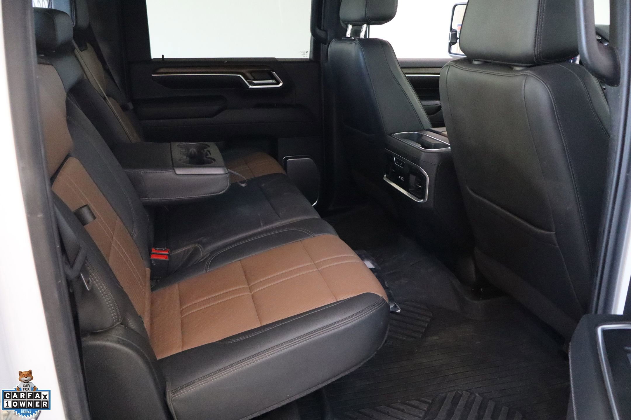 Used 2024 Chevrolet Silverado 3500 High Country w/ High Country Premium Package image 28