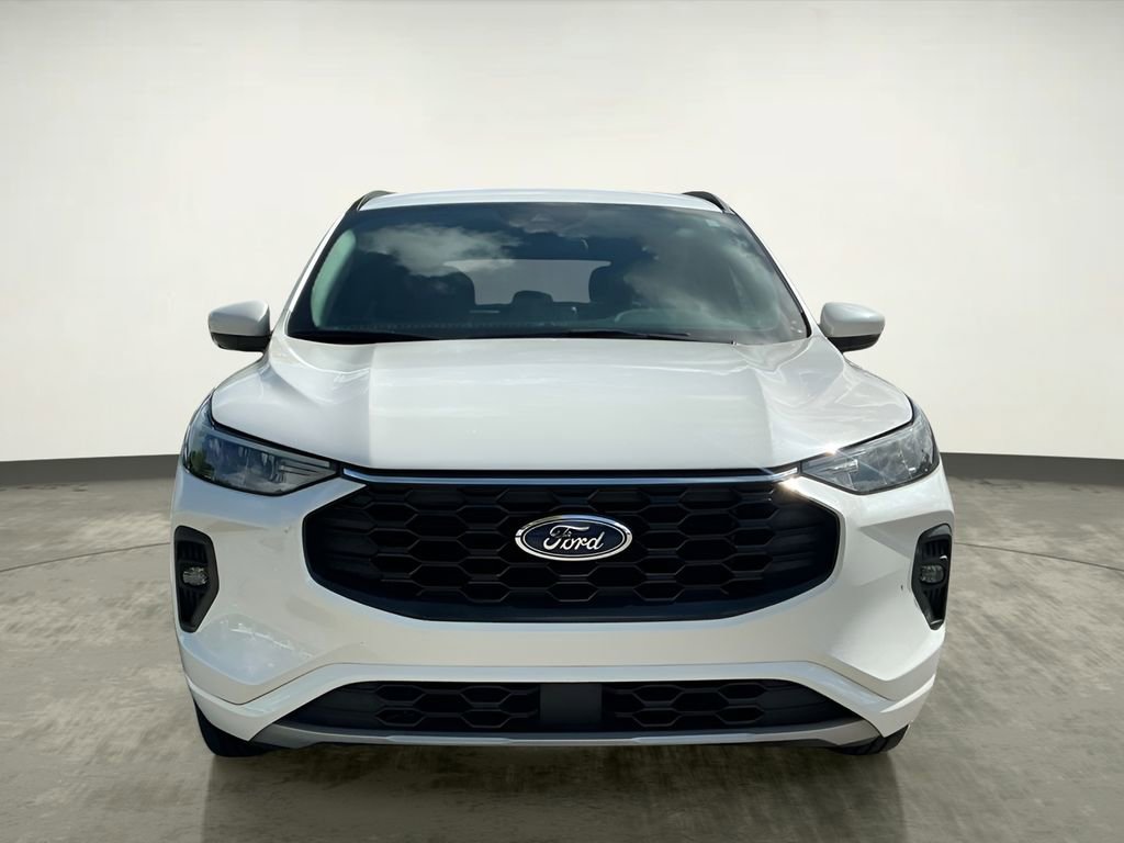 Certified 2024 Ford Escape ST-Line Select AWD/4WD image 10