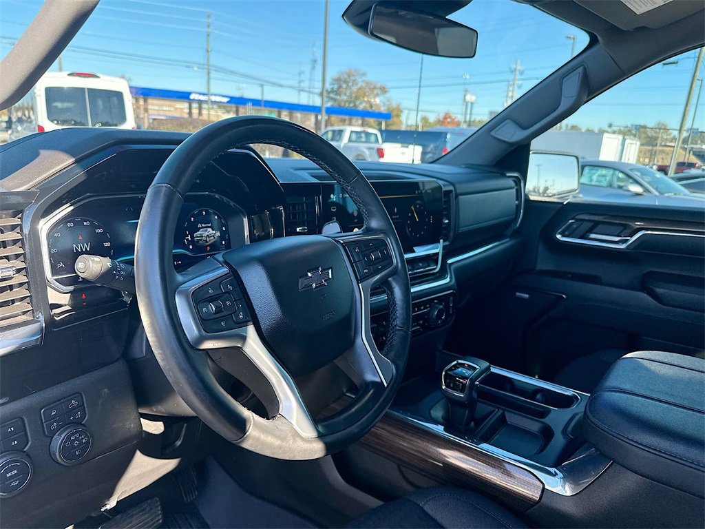 Used 2024 Chevrolet Silverado 1500 RST image 11