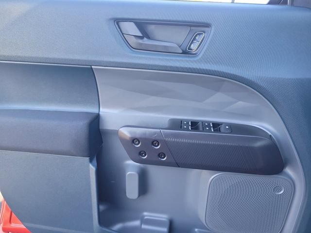 Certified 2024 Ford Maverick XL FWD image 20