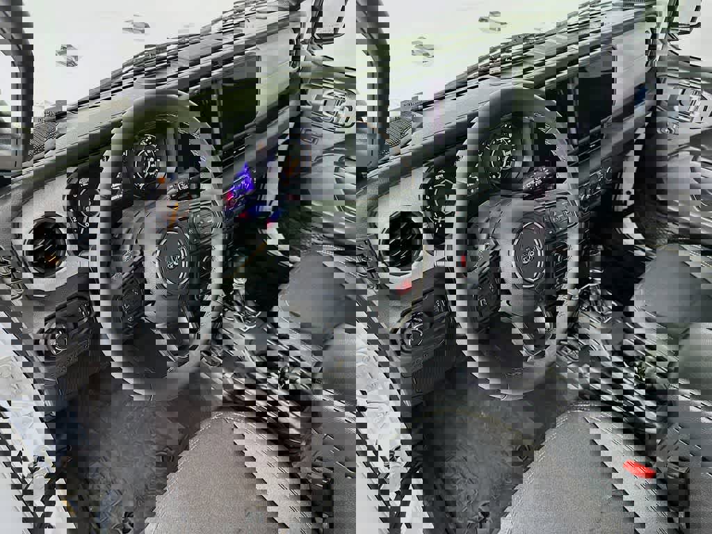 Used 2024 Jeep Wrangler Willys image 9