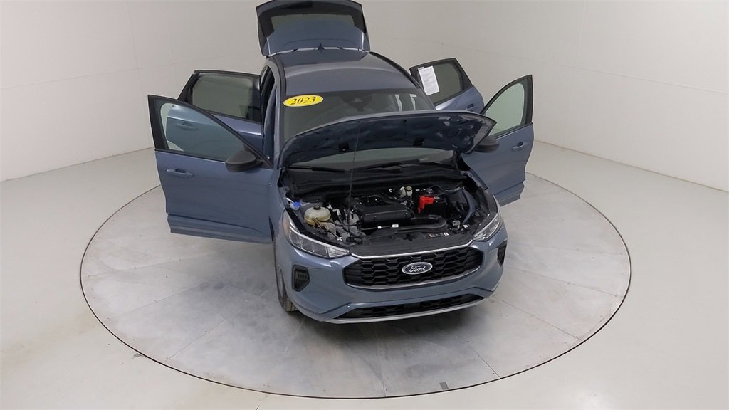 Certified 2023 Ford Escape ST-Line w/ Tech Pack #1 image 44