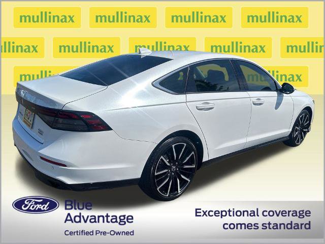 Used 2023 Honda Accord Touring image 3