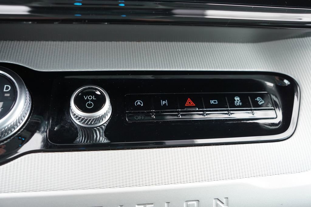 Certified 2025 Ford Expedition Active image 31