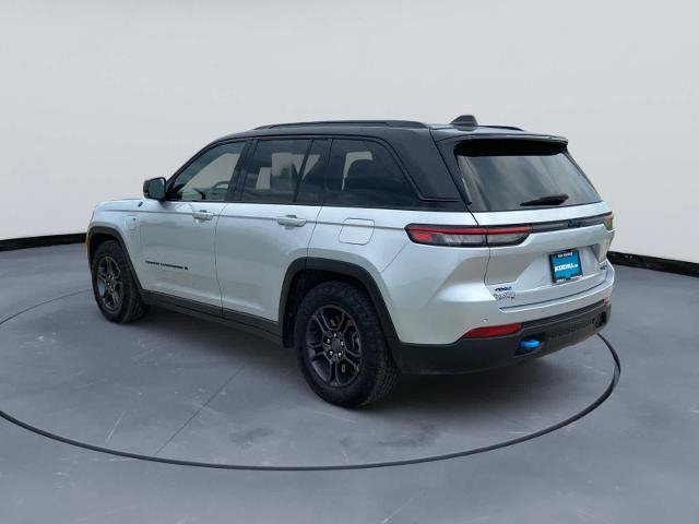 Used 2024 Jeep Grand Cherokee Trailhawk AWD/4WD image 4