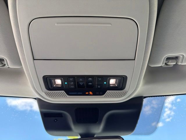 Certified 2025 Ford Expedition Active AWD/4WD image 17