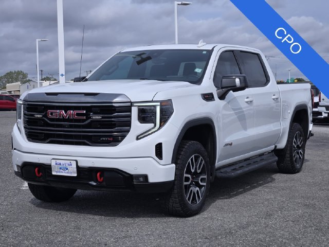 Used 2024 GMC Sierra 1500 AT4 w/ Technology Package AWD/4WD image 3