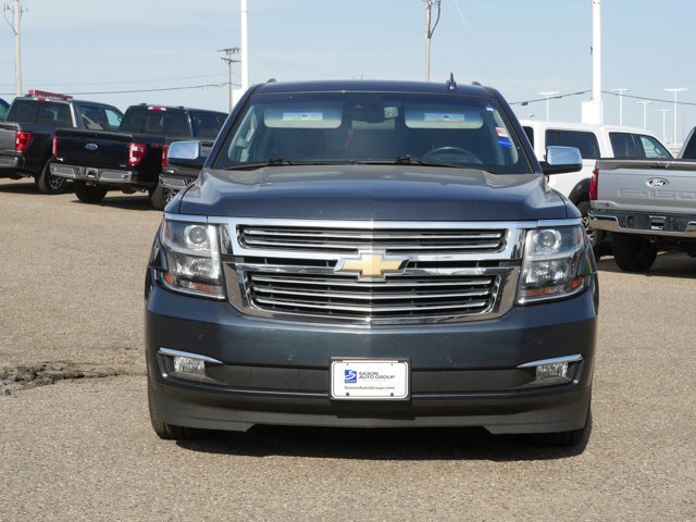 Used 2020 Chevrolet Suburban Premier AWD/4WD image 8