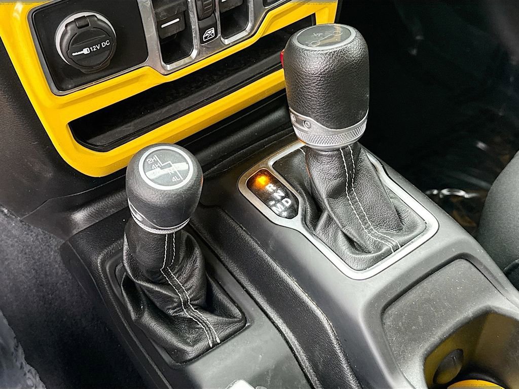 Used 2019 Jeep Wrangler Unlimited Sahara image 14