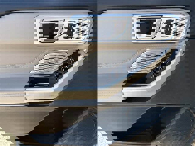 Certified 2022 Ford Explorer Limited w/ Limited Technology Package image 26