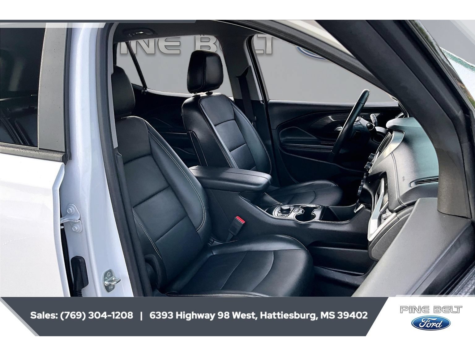Used 2022 GMC Terrain SLT w/ Tech Package FWD image 6