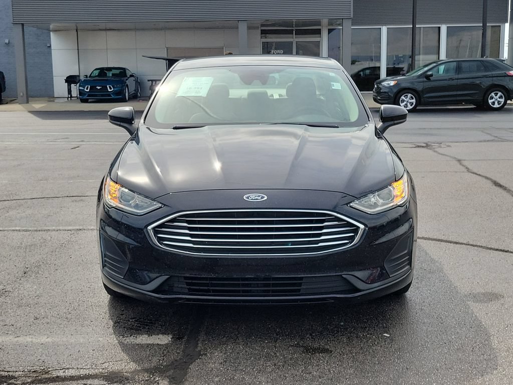 Certified 2020 Ford Fusion SE FWD image 2