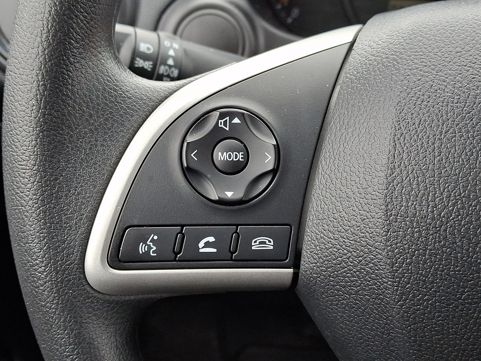 Used 2024 Mitsubishi Mirage ES image 29