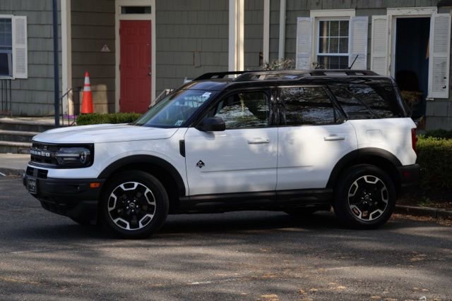 Certified 2024 Ford Bronco Sport Outer Banks w/ Tech Package AWD/4WD image 8