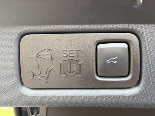 Certified 2023 Ford Mustang Mach-E Premium AWD/4WD image 10