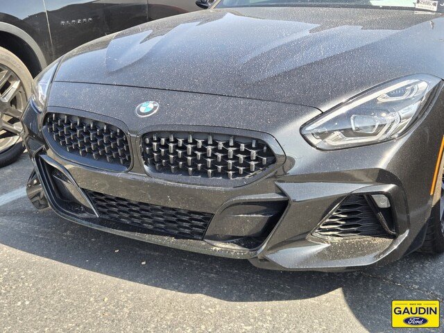 Used 2021 BMW Z4 M40i w/ Shadowloine Package RWD image 2