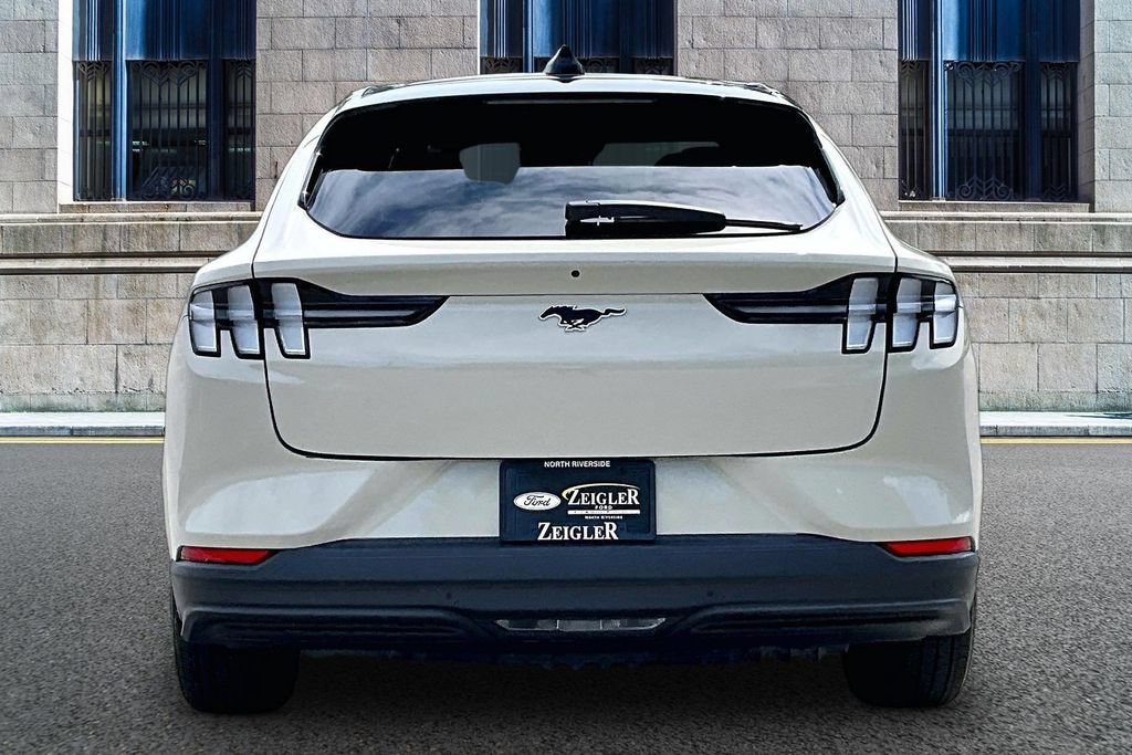 Certified 2025 Ford Mustang Mach-E Premium AWD/4WD image 4