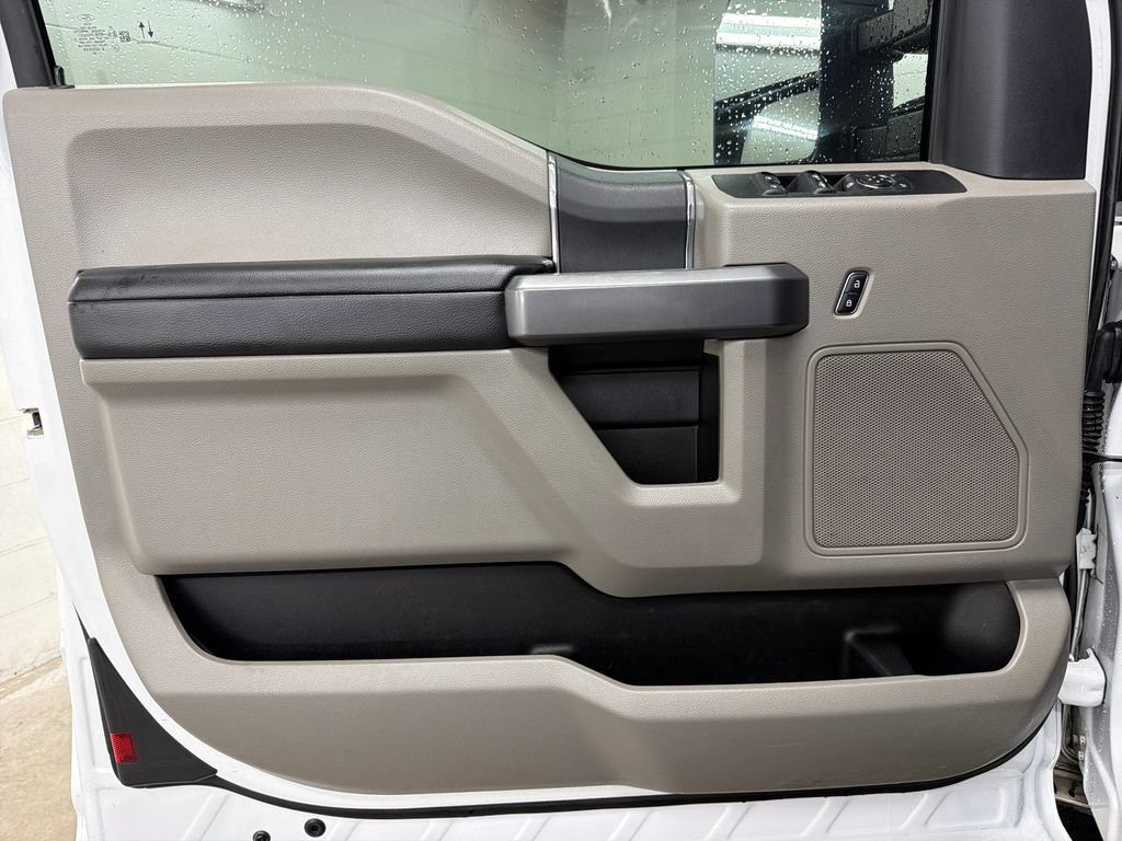 Certified 2022 Ford F350 XLT AWD/4WD image 16