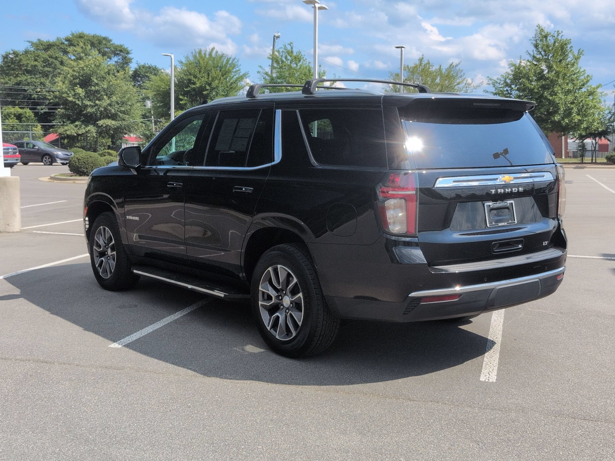 Used 2023 Chevrolet Tahoe LT w/ LT Signature Plus Package AWD/4WD image 6