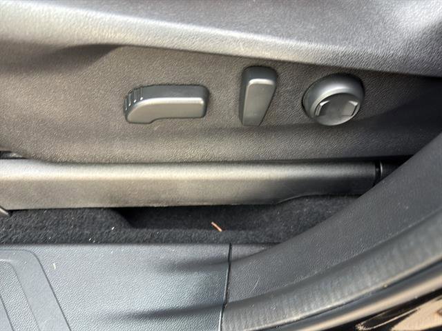 Used 2019 Subaru Ascent Touring w/ Popular Package #3 image 12