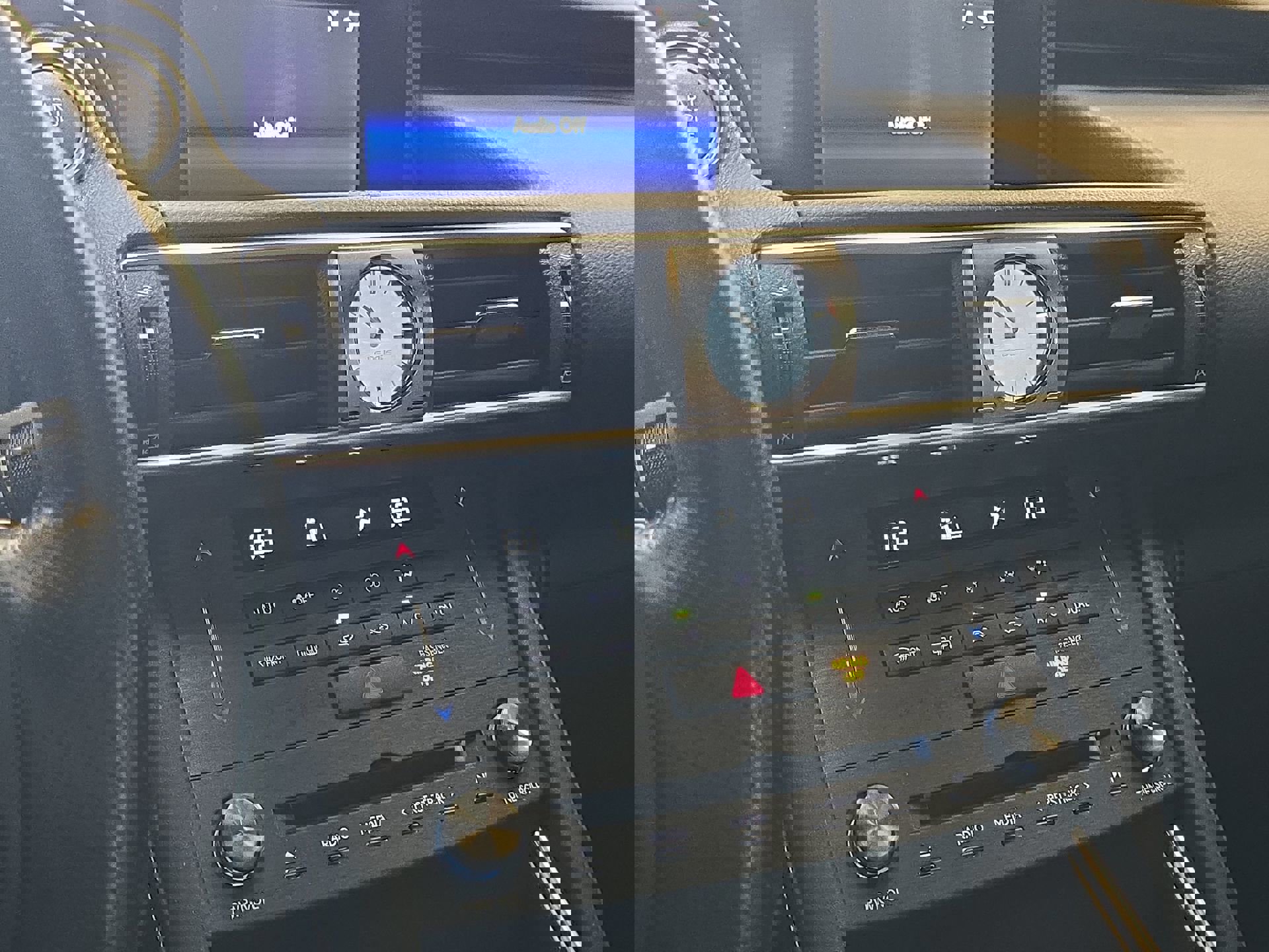 Used 2020 Lexus IS 350 F Sport w/ F Sport Package image 16