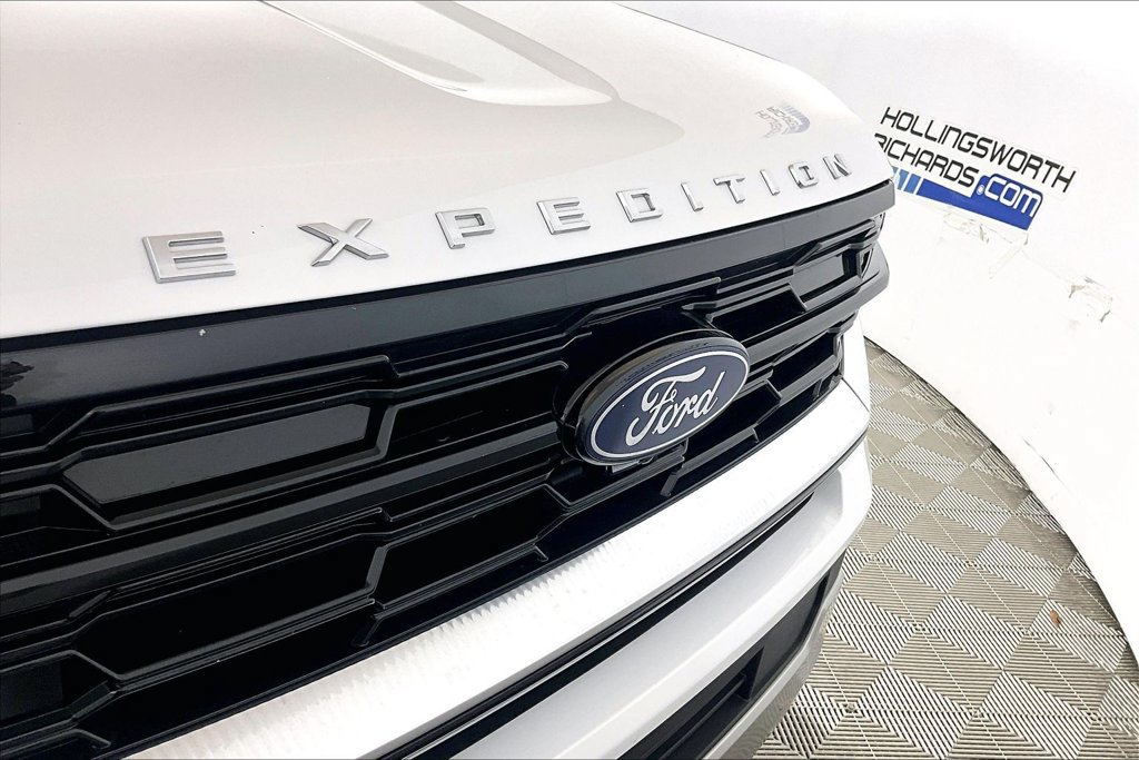 Certified 2025 Ford Expedition Max Platinum AWD/4WD image 24