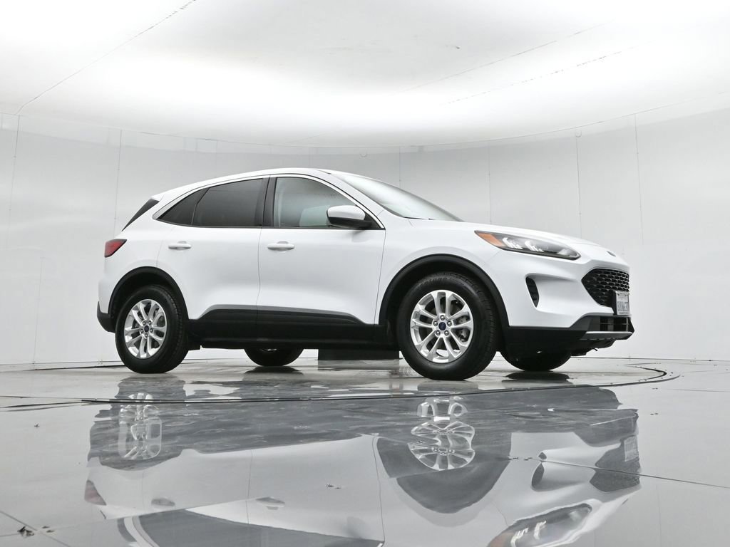 Certified 2020 Ford Escape SE video 2