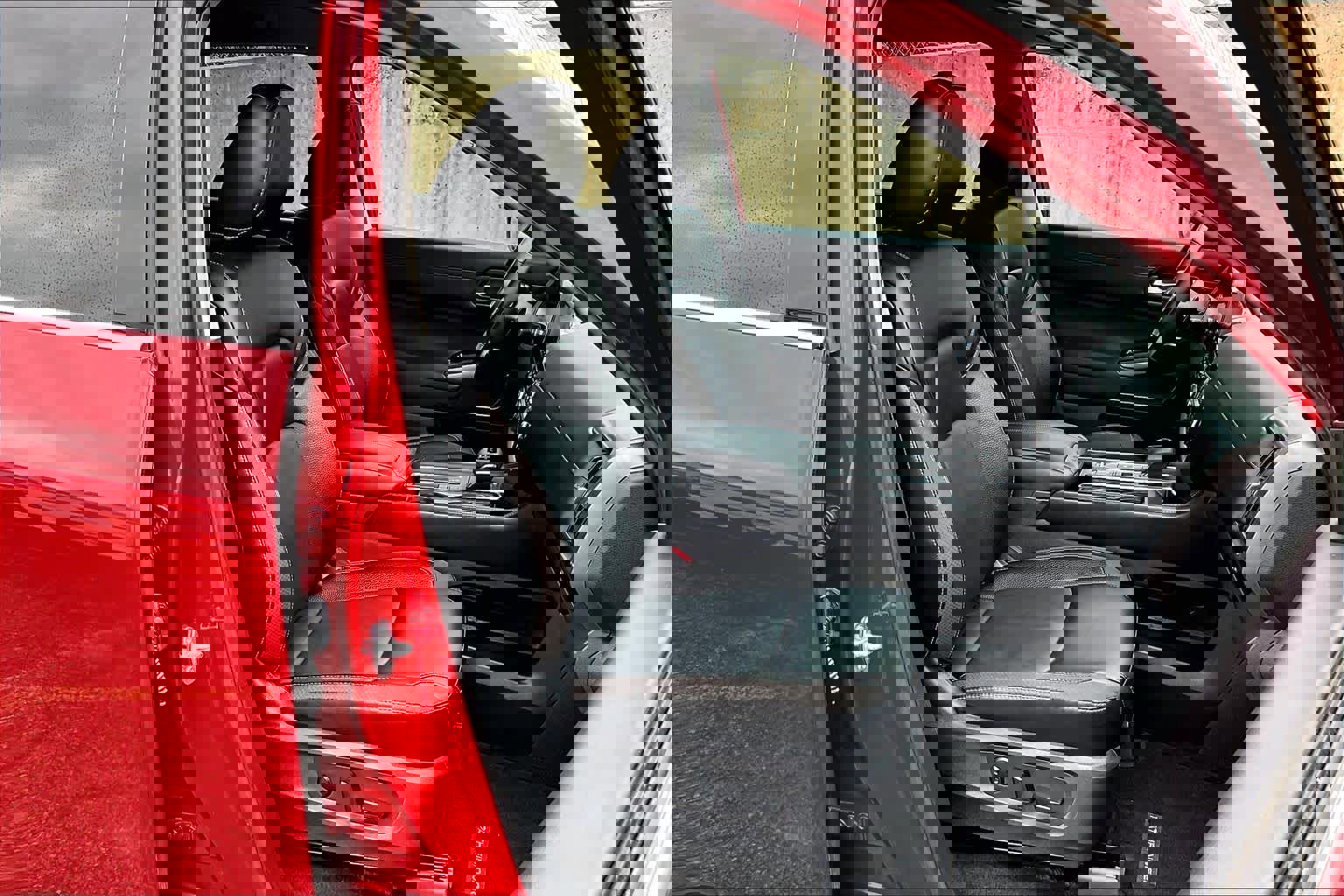 Used 2023 Nissan Pathfinder SL image 16