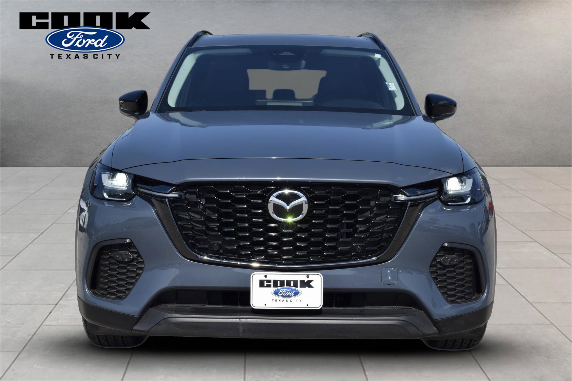 Used 2025 MAZDA CX-70 3.3 Turbo w/ Preferred Package AWD/4WD image 2