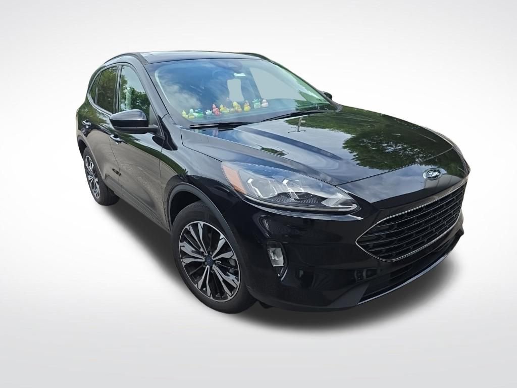 Certified 2022 Ford Escape SEL w/ SEL Stealth AWD Package image 2
