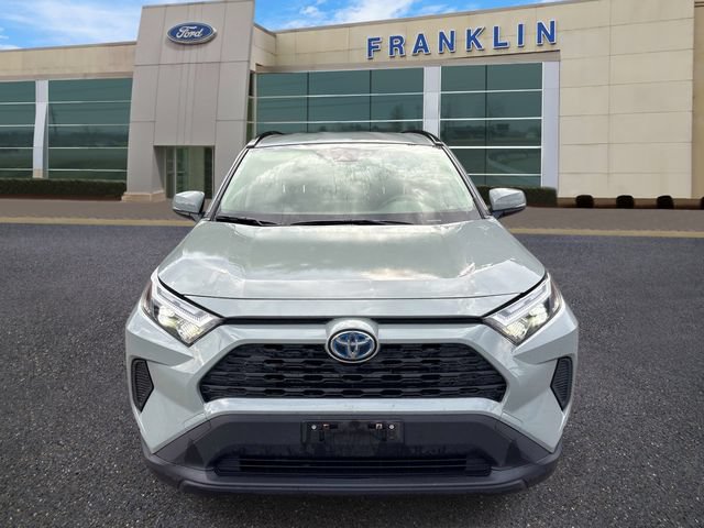 Used 2022 Toyota RAV4 XLE w/ Protection Package (TMS) AWD/4WD image 2