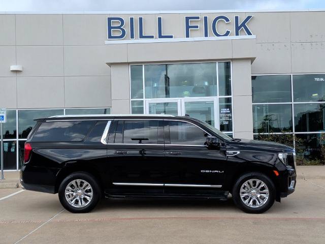 Used 2024 GMC Yukon XL Denali RWD image 2