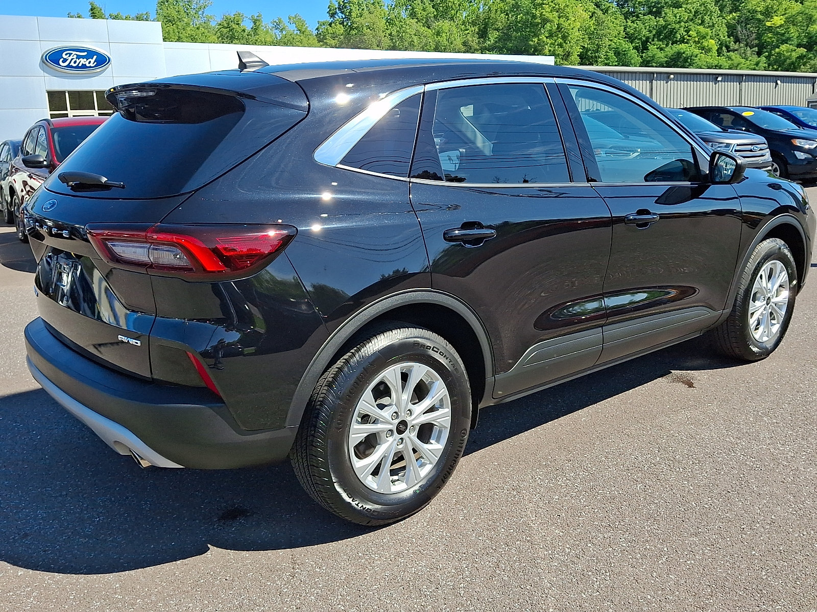 Certified 2024 Ford Escape Active AWD/4WD image 11