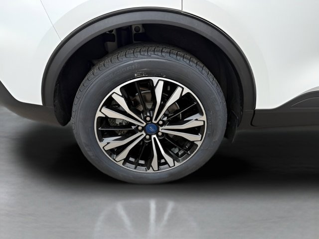 Certified 2021 Ford Escape SEL w/ SEL Stealth AWD Package image 32