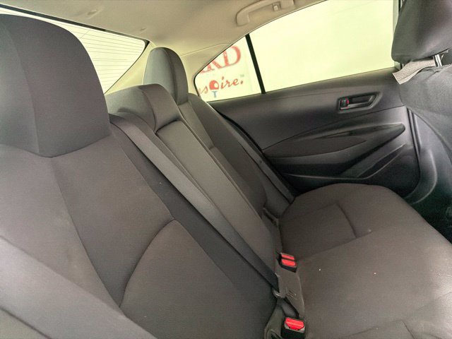 Used 2022 Toyota Corolla LE FWD image 35