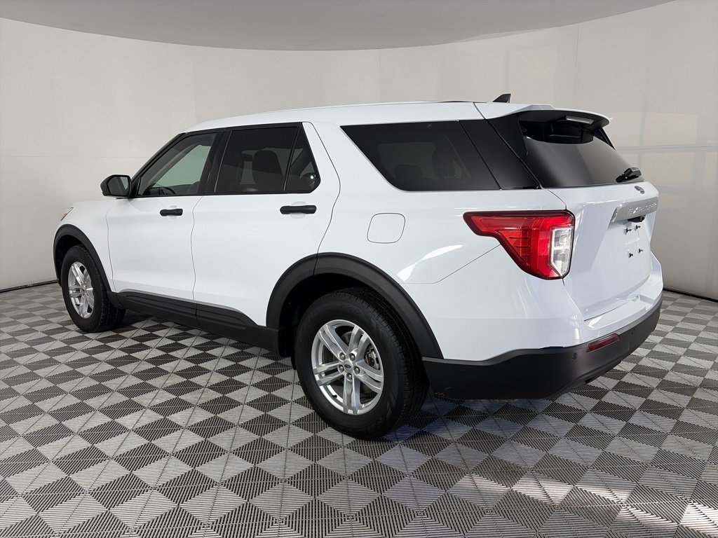 Certified 2022 Ford Explorer 4WD image 3
