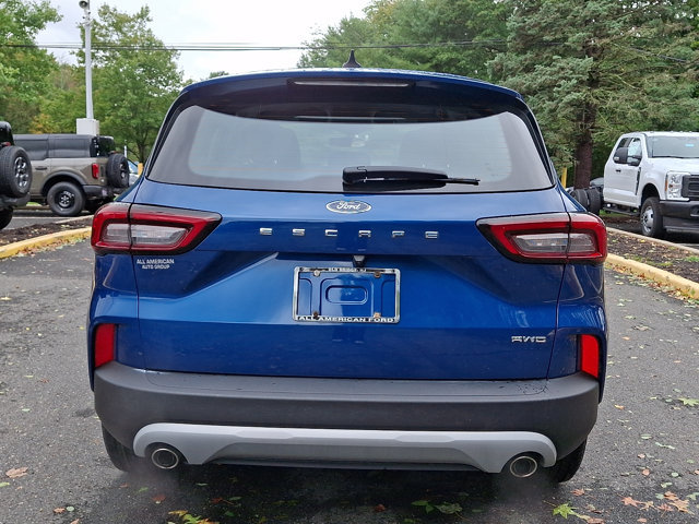 Certified 2023 Ford Escape AWD image 9