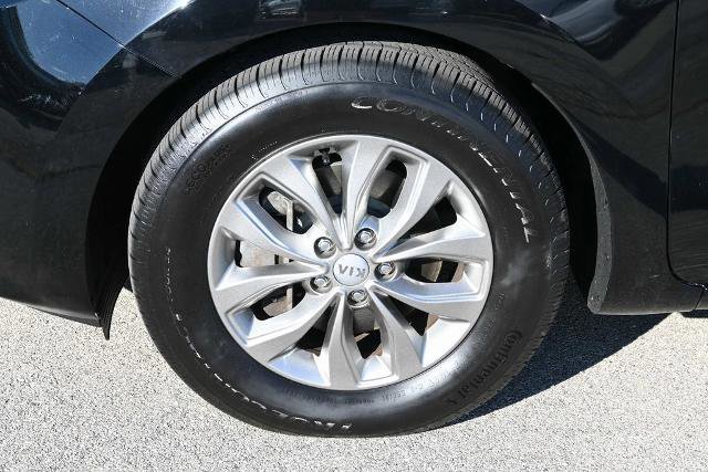 Used 2021 Kia Sedona LX image 13