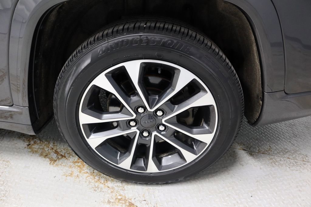 Used 2021 Jeep Grand Cherokee L Overland w/ Luxury Tech Group IV image 20