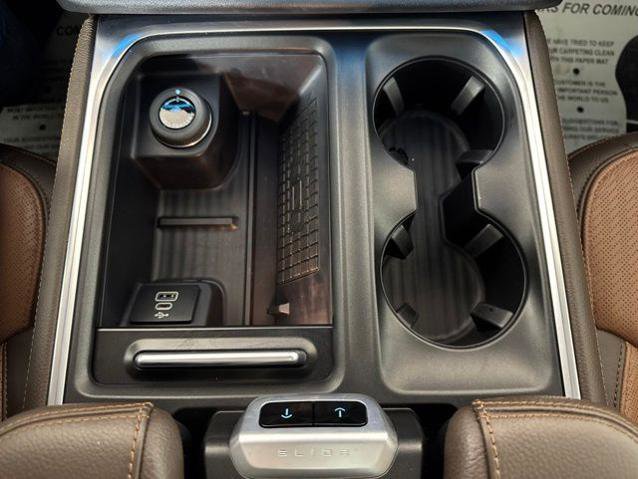 Certified 2025 Ford Expedition King Ranch AWD/4WD image 17