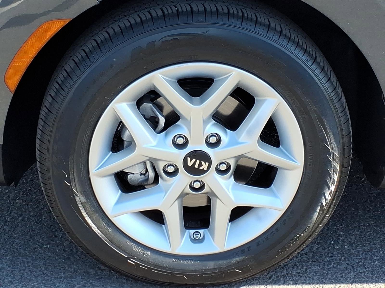 Used 2021 Kia Soul S FWD image 9
