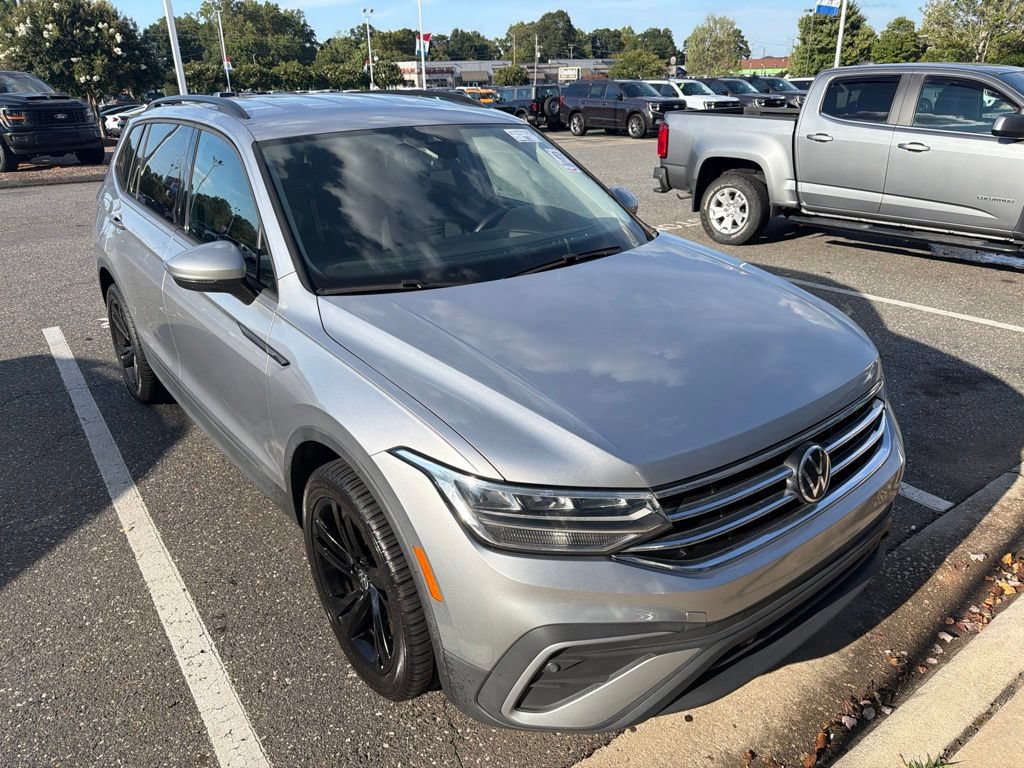 Used 2023 Volkswagen Tiguan S w/ Driver Assistance Package FWD image 3