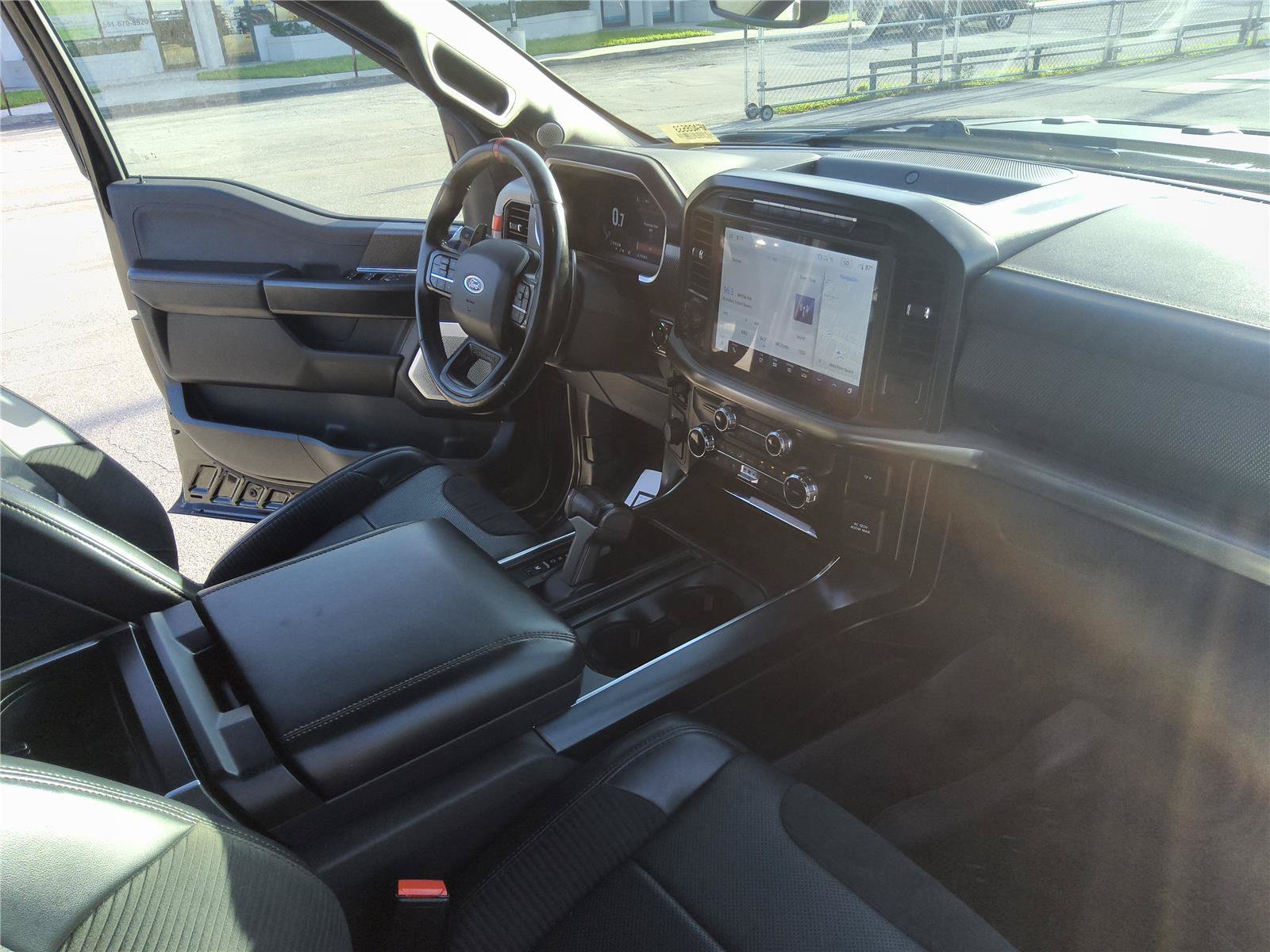 Certified 2022 Ford F150 Raptor w/ Equipment Group 801A High AWD/4WD image 32