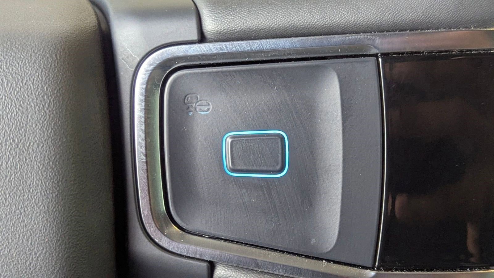 Certified 2025 Ford Expedition Active image 24